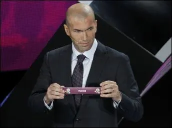 Le nombre d'quipes en lice est :