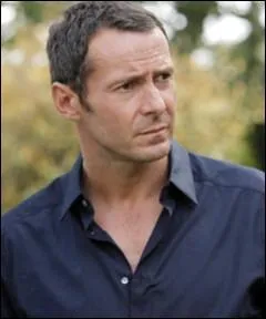 Comment s'appelle l'homme avec qui elle va se marier ?