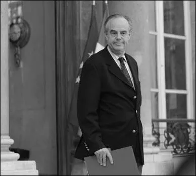 Fr�d�ric Mitterrand a �t� ministre ...