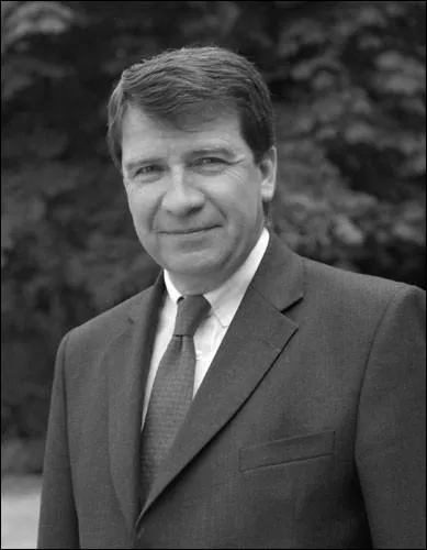 Xavier Darcos a �t� ministre ...