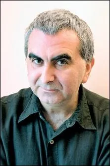 Quelle est son identit ?