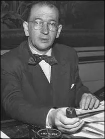 Il a t Ministre des affaires sociales , voici ... .