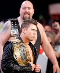 Revoil le gant (le Big show) avec un nouveau partenaire, The Miz, qui formaient l'quipe...