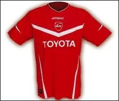 A quelle quipe appartient ce maillot ?