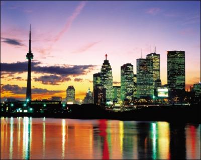 Quelle grande agglomération canadienne est la plus peuplée ?