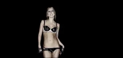 Combien de temps dure le clip de la chanson  Born this way  ?