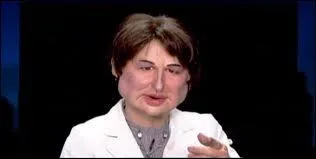 Qui est cette marionnette ?