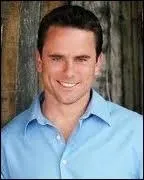 Comment s'appelle le papa de la famille ?