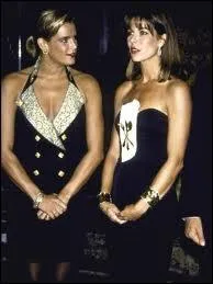 Voici les soeurs qui ont fait vendre un nombre incalculable de journaux et magazines du temps de leur jeunesse, et qui se font plus discrtes dsormais. Qui sont-elles ?