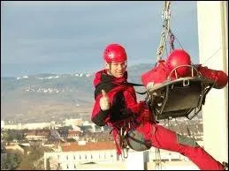 Si l'intervention est trop difficile  raliser pour les sapeurs pompiers et leur lot de sauvetage. A qui les sapeurs pompiers peuvent ils faire appel ?
