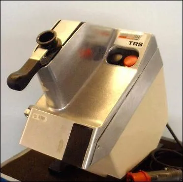 Quel est cet appareil de préparation ?