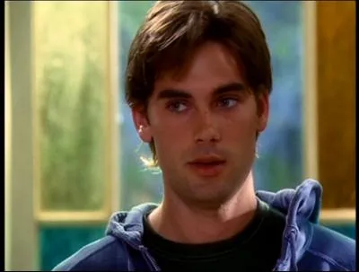 Pourquoi Chris est-il revenu dans le pass ?