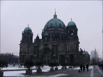 Pour visiter cette cath�drale, le Berliner Dom, il vous faudra partir ...