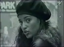 Quelle est cette chanteuse ?