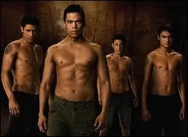 Qui devient loup-garou en premier ?