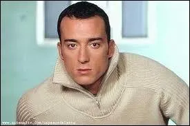 Quel est ce chanteur ?