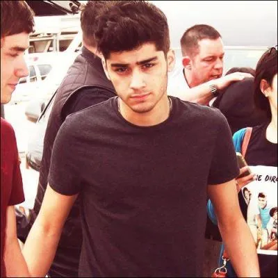 Que Louis dit quand il aime une fille ?