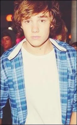 Qui est la copine de Liam ?