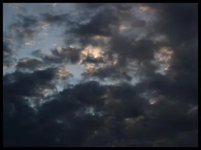 En mtorologie, comment appelle-t-on l'indice qui mesure la fraction du ciel cache par l'ensemble des nuages visibles ?