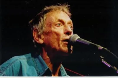 Qui a chant  Petit garon ,  La ligne Holworth , ou encore  Le jour de clart  ?