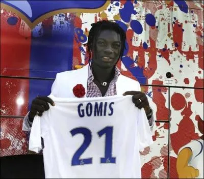 Prnom de ce joueur de foot .