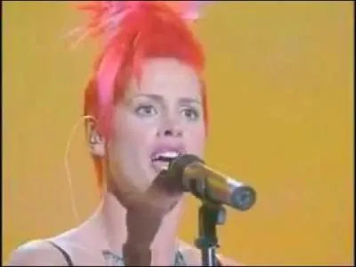 Avec quel clbre tnor italien Aqua a-t-il enregistr le titre Funiculi Funicula ?