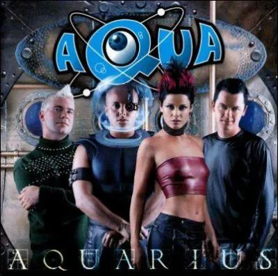 Quel devait tre  l'origine le troisime single de l'album Aquarius  la place de Bumble Bees ?