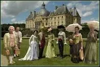 Un chteau et un jardin les plus beaux de France, situ  l'est de Paris, le film la  folie des grandeurs  y fut tourn et le mariage de Tony Parker et Eva Longoria s'y droula, c'est :