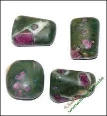 Quel est le nom de cette pierre ?