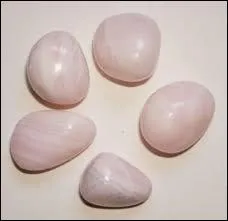 Quel est le nom de cette pierre ?