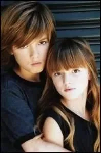 Combien a-t-elle de frre(s) ?