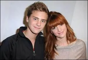 Comment s'appelle son copain ?