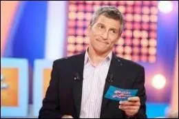 Combien de questions sont posées aux candidats à ce stade déterminant de la compétition ?