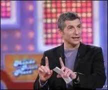 En plus de "Tout le monde veut prendre sa place", quel autre jeu Nagui a-t-il animé pendant l'été 2013 ?