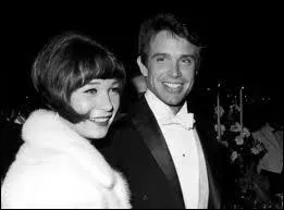 Deux immenses stars de Hollywood qui sont frre et soeur : Warren est un homme engag, acteur, producteur, ralisateur et Shirley est danseuse, chanteuse et actrice. Ce sont ?