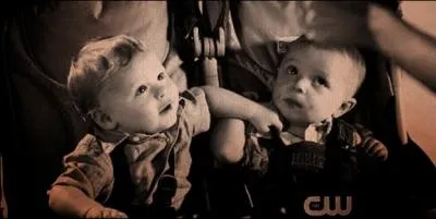 Comment s'appellent les enfants de Brooke et Julian ?