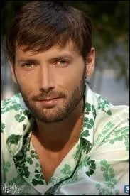 Thomas est en couple avec...