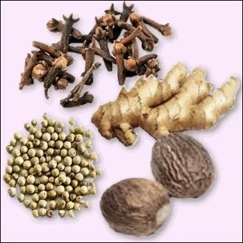 Qu'est-ce qui compose le mlange  quatre-pices  ? Servez-vous de l'image pour rpondre  cette question.