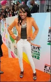 Dans les  Feux de l'amour , qui jouait-elle ?