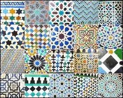 La culture universelle doit beaucoup aux Arabes d'Espagne. Lequel des trois monuments suivants n'ont-ils pas construit ?