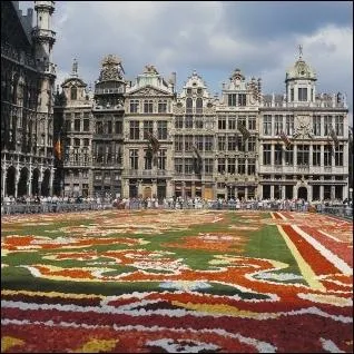 ''C'était au TEMPS où Bruxelles rêvait / C'était au TEMPS... ''