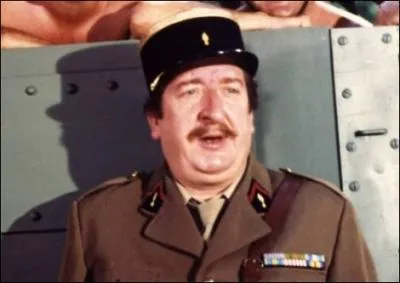 Pierre Tornade a quitt la septime compagnie o il tait :