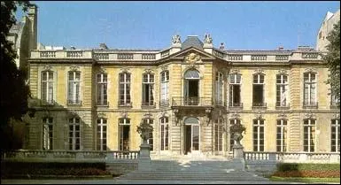 L'htel de Matignon,  Paris, a t construit dans la 1re moiti du XVIIIe sicle. Depuis quand est-il la rsidence officielle du Premier ministre ?