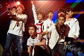 Quel thme choisissent les Juniors pour leur premier concert ?