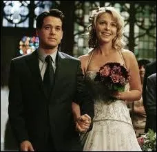 Pourquoi accompagne-t-il Izzie Stevens jusqu' l'autel ?