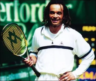 Yannick Noah est devenu :