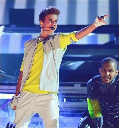 Comment s'appelle le nouvel album que Justin va sortir le 19 juin 2012 ?