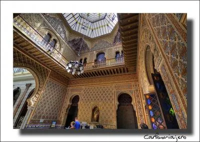 Aprs la fin du califat de Cordoue, Al Andalus se fragmente en petits royaumes. Comment s'appellent-ils ?