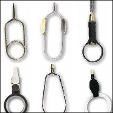 C'est un outil dont il existe de nombreuses formes, de ?