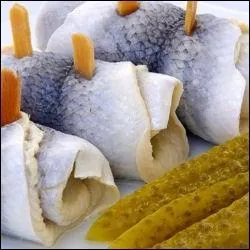 En Hollande, que dguste-t-on couramment dans la rue. ?